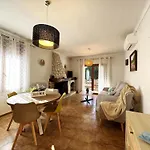 Casa Brigitte: Tranquilidad, Jardin Amplio, Wifi, A Solo 200 Metros De La Playa - Hisp-7-16 * Torroella de Montgrí