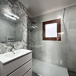 Casa Brigitte: Tranquilidad, Jardin Amplio, Wifi, A Solo 200 Metros De La Playa - Hisp-7-16
