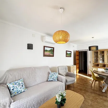 Casa Brigitte: Tranquilidad, Jardin Amplio, Wifi, A Solo 200 Metros De La Playa - Hisp-7-16 Villa